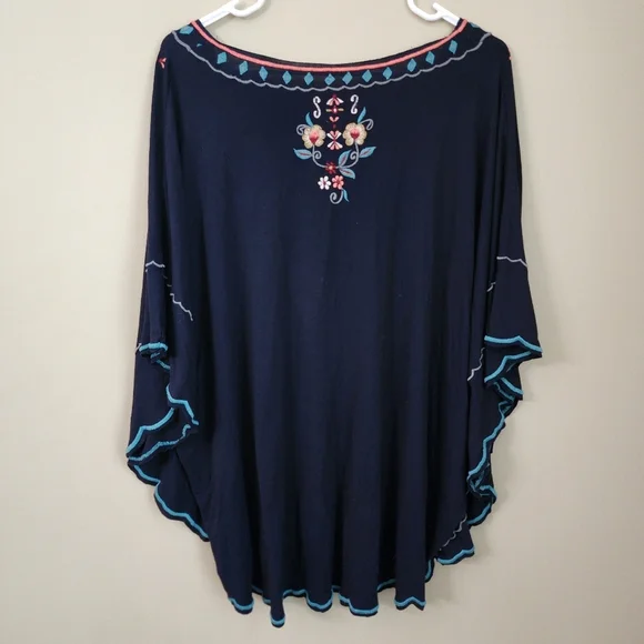 Caite Size S Embroidered Navy Top Floral Athleta Tunic Batwing Sleeves - Picture 3 of 9